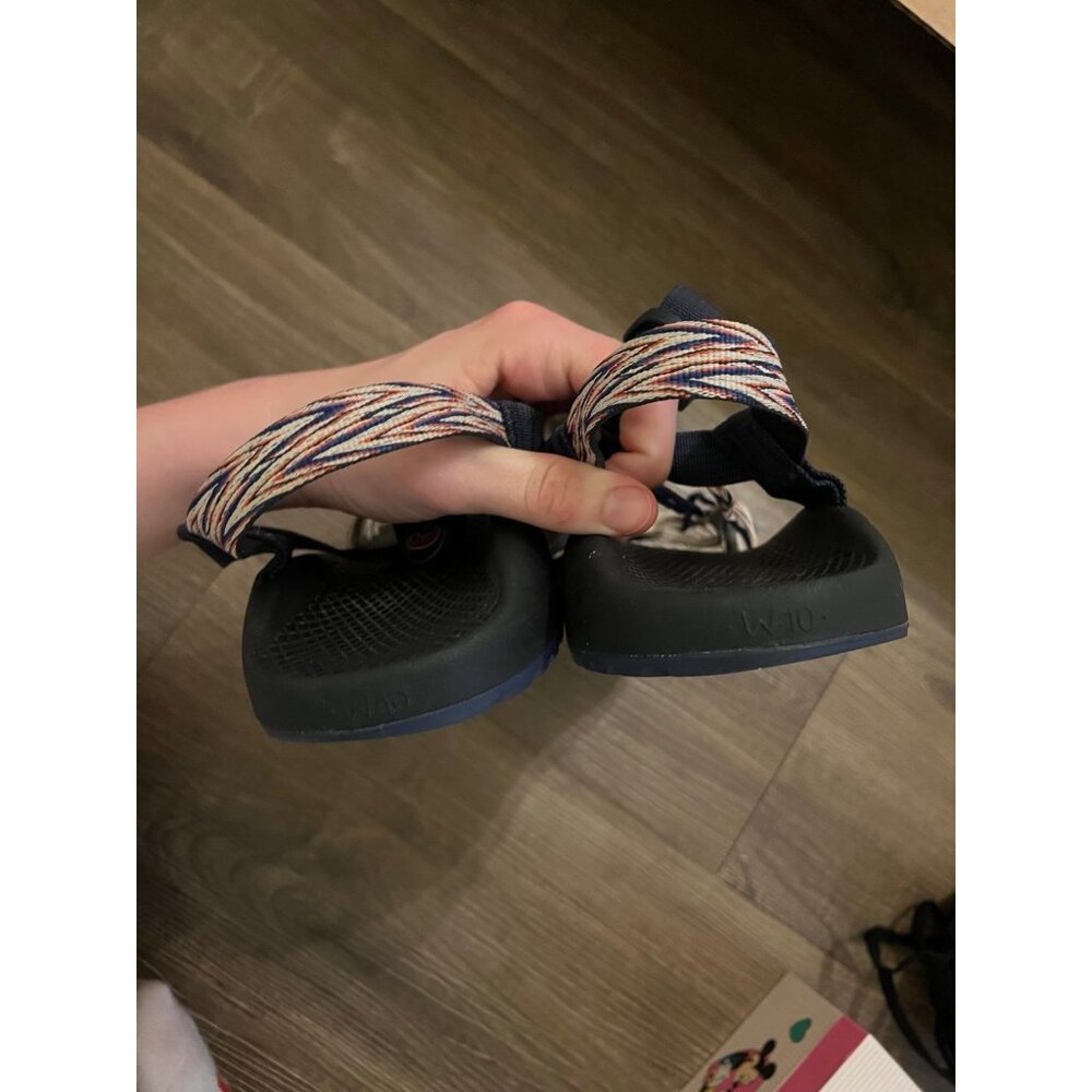 Chacos - Picture 7 of 9